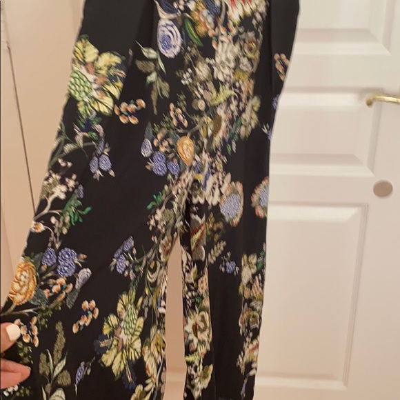 Jumpsuit - Picture 4 of 8